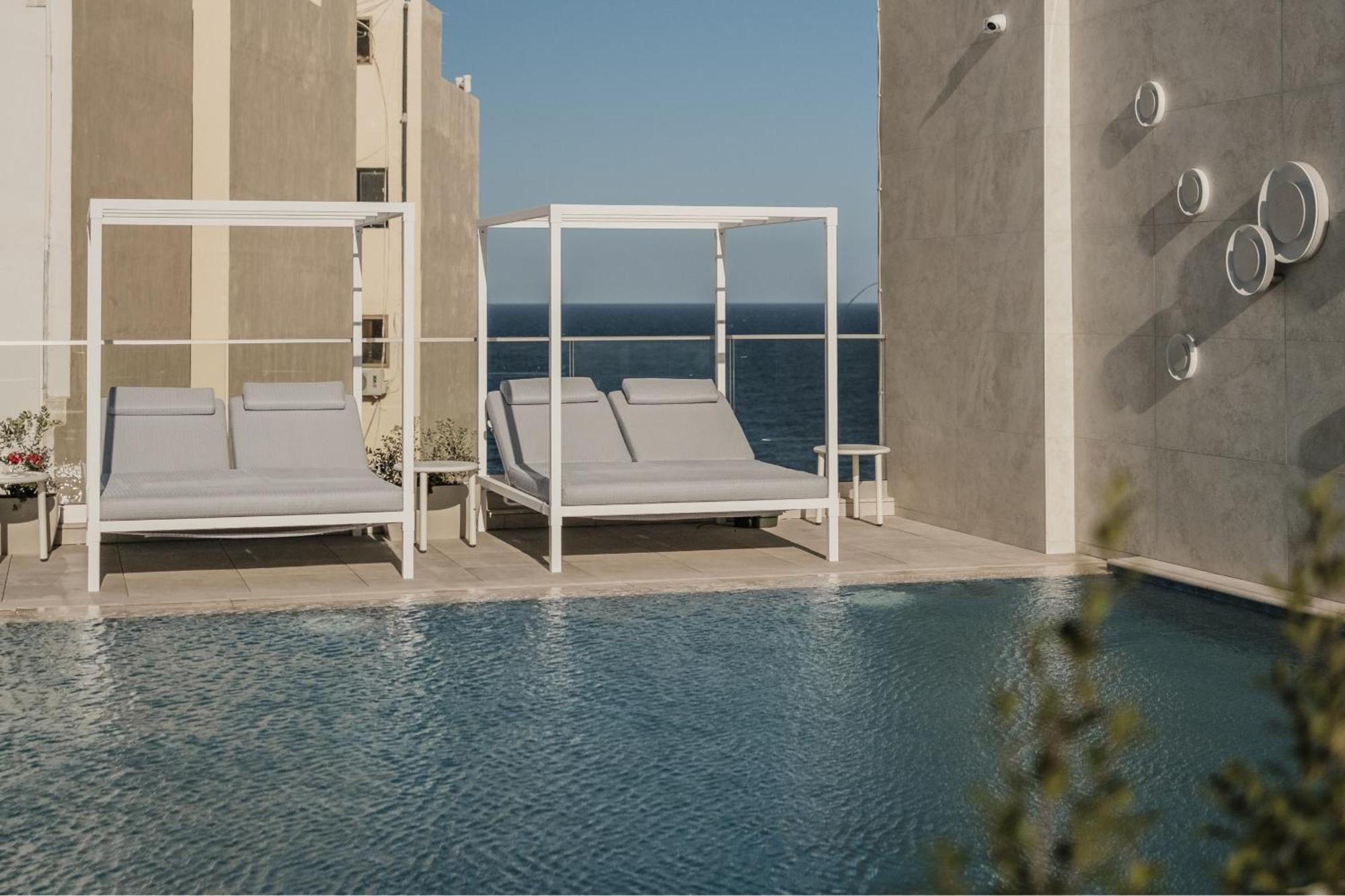 Hotel Courtyard By Marriott Sliema Extérieur photo