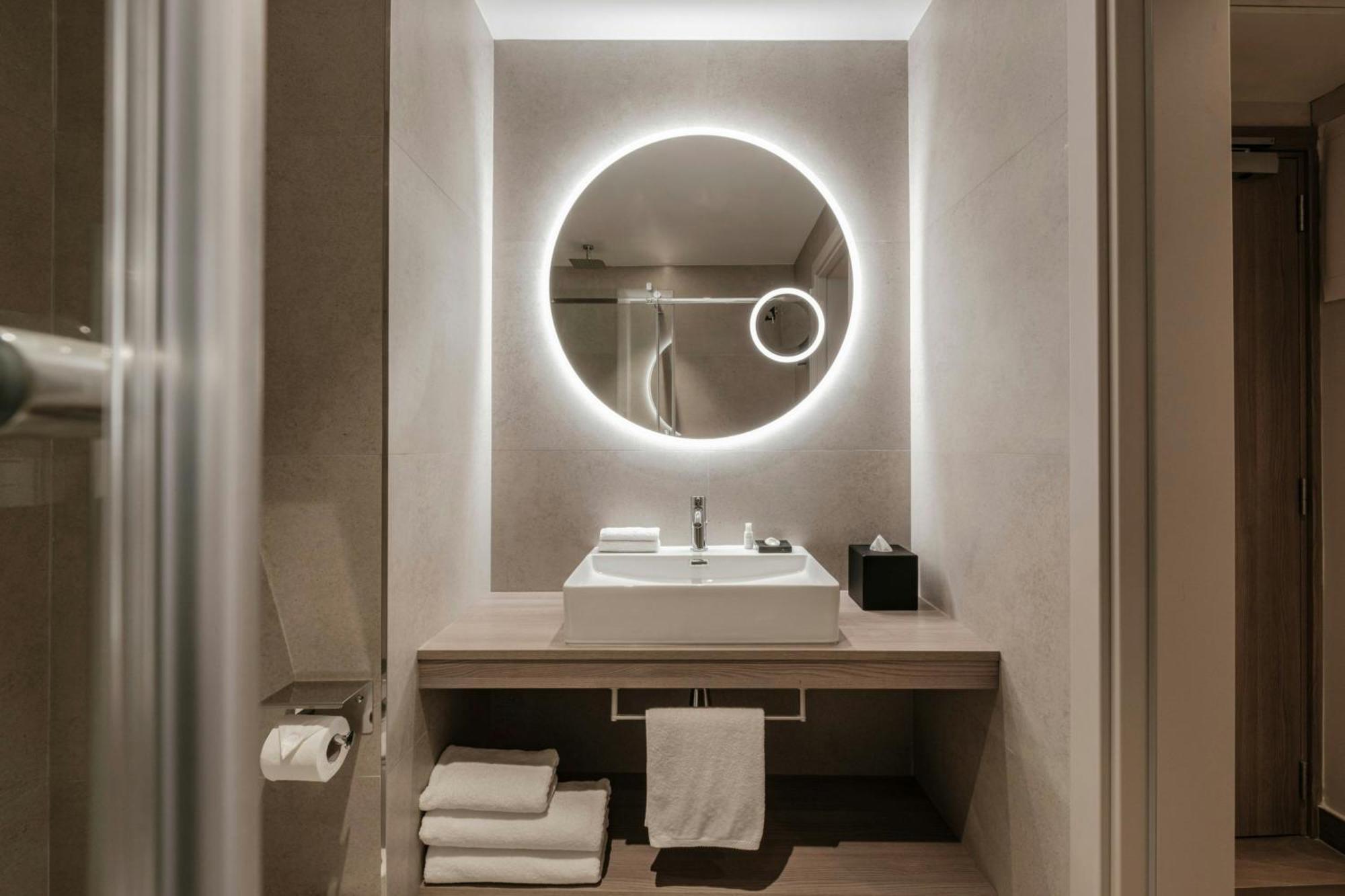 Hotel Courtyard By Marriott Sliema Extérieur photo
