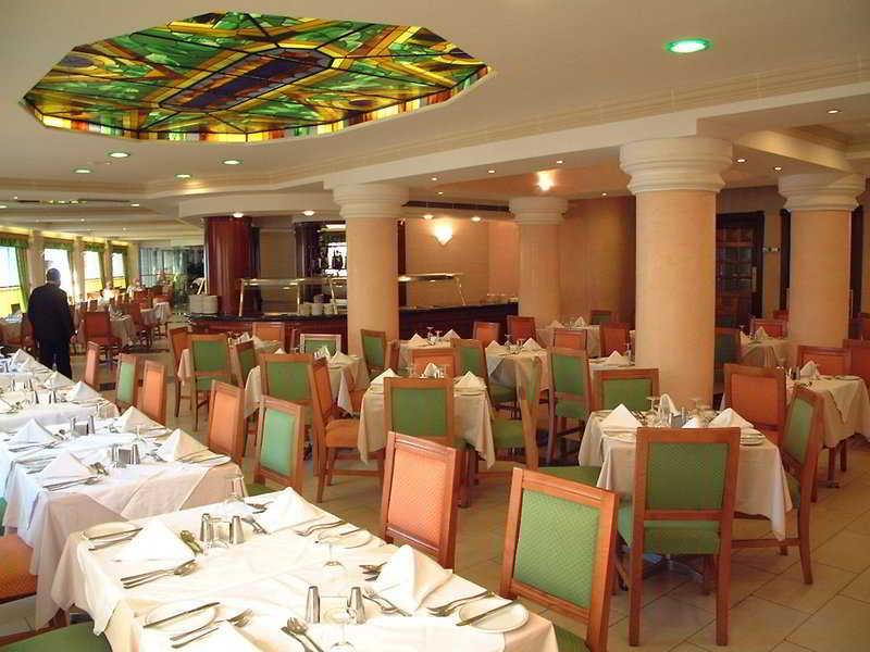Hotel Courtyard By Marriott Sliema Restaurant photo