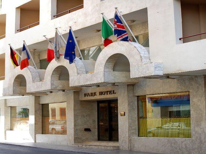 Hotel Courtyard By Marriott Sliema Extérieur photo