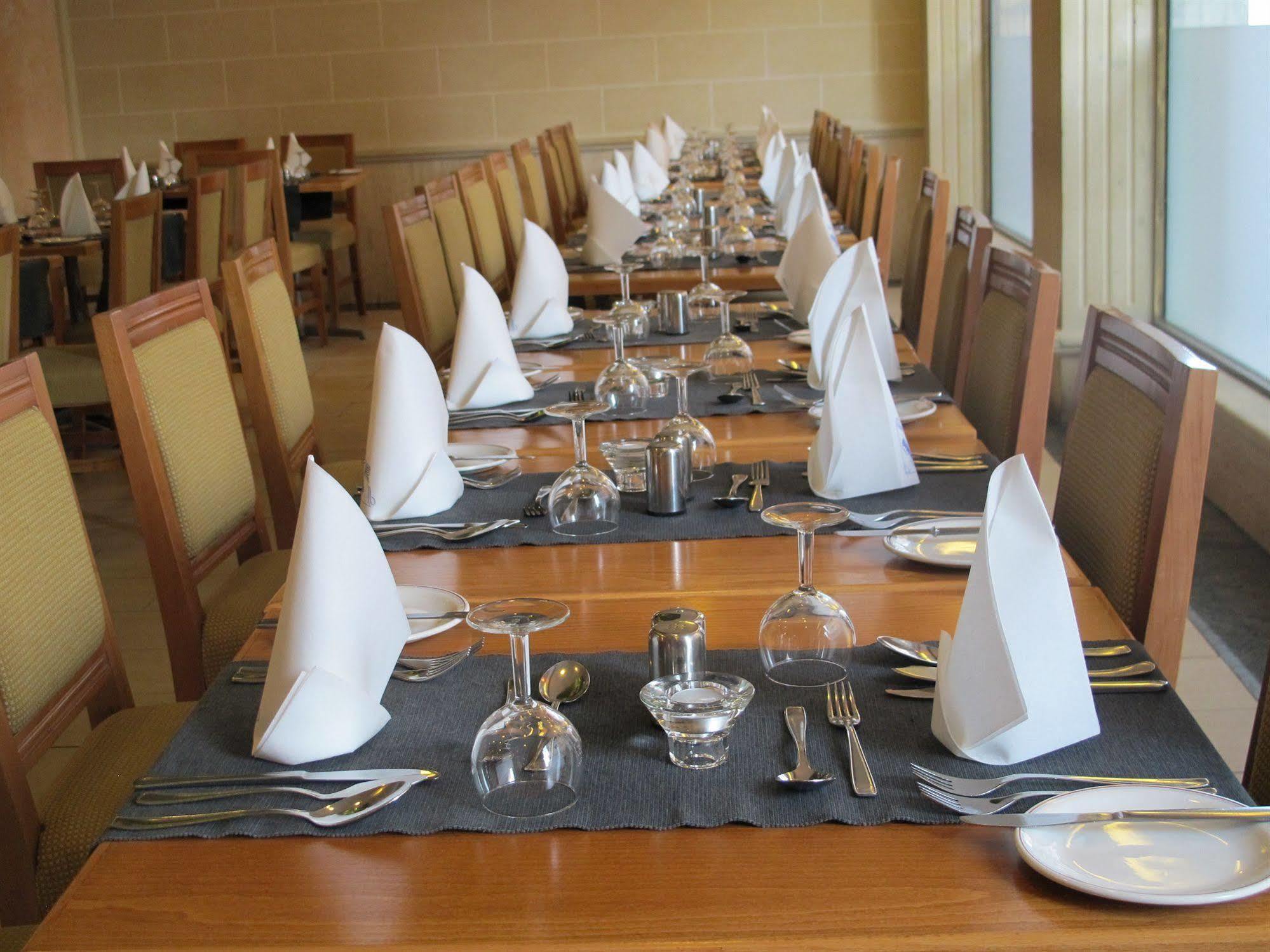 Hotel Courtyard By Marriott Sliema Extérieur photo